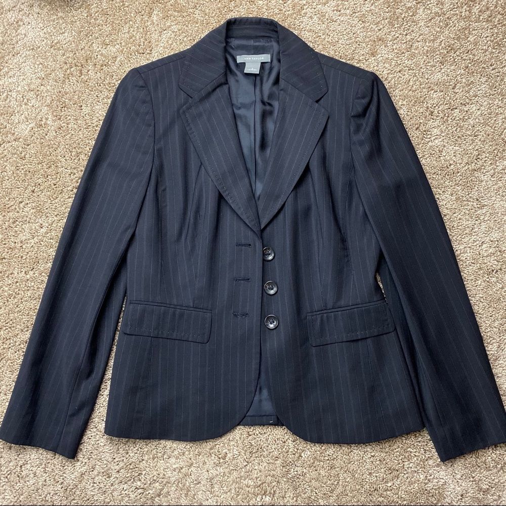 Ann Taylor Navy Pinstripe 3 Button Blazer Sz 4
